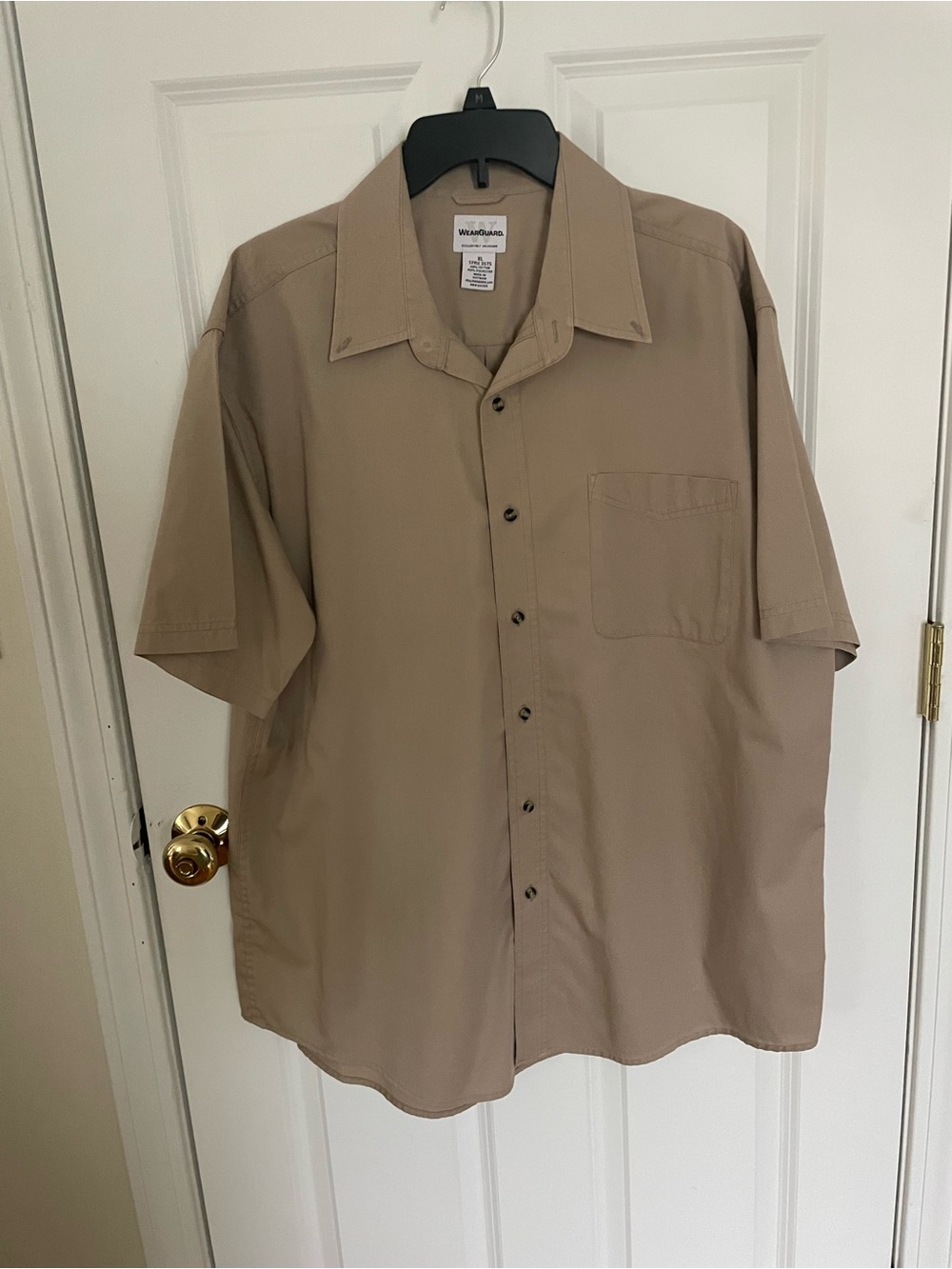 Wear Guard Men’s Short Sleeve Button-Down Shirt in Tan